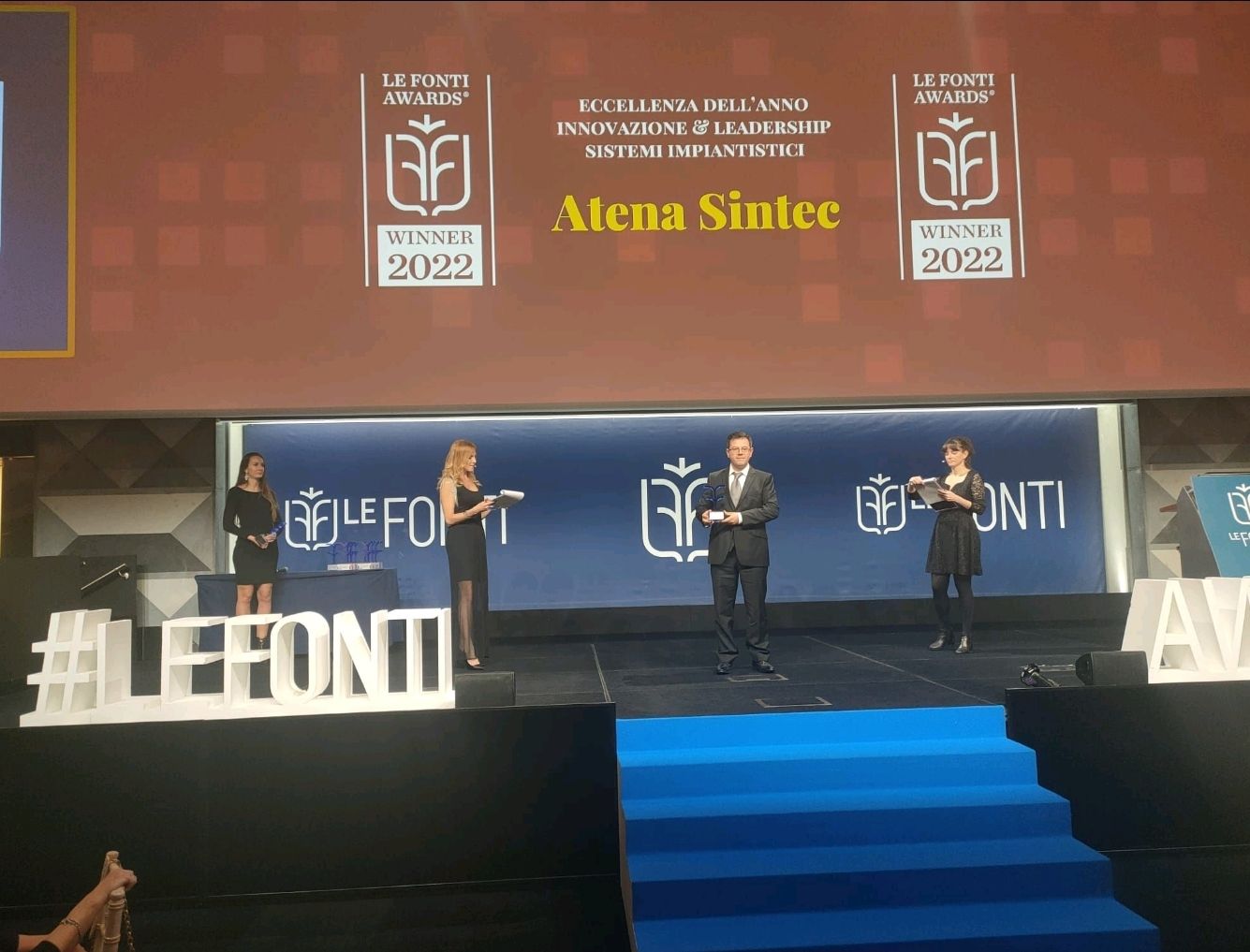 mobile_file_2022-12-02_00-04-47 (1).jpg